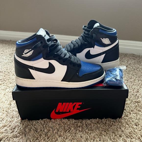 Air Jordan Retro High OG (GS) 'Royal Toe'